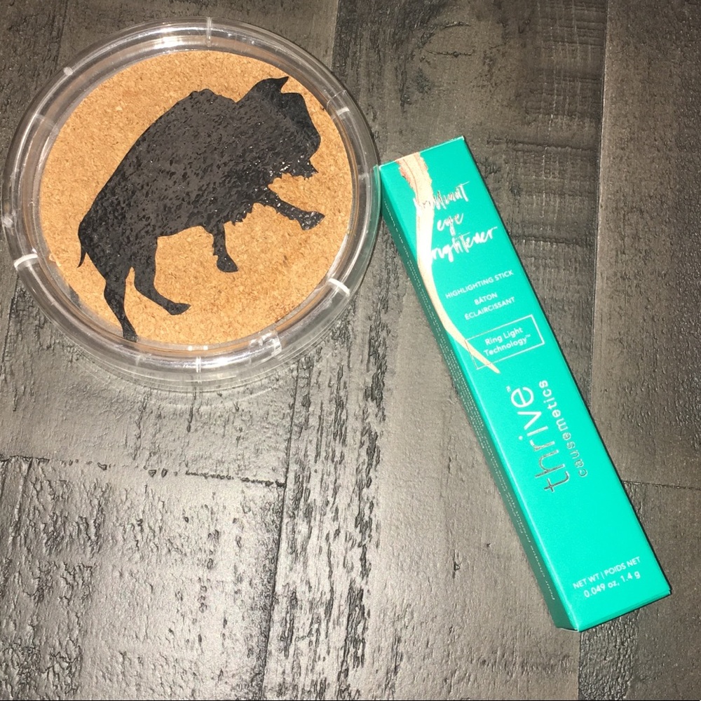 Brand new Thrive eye brightener!